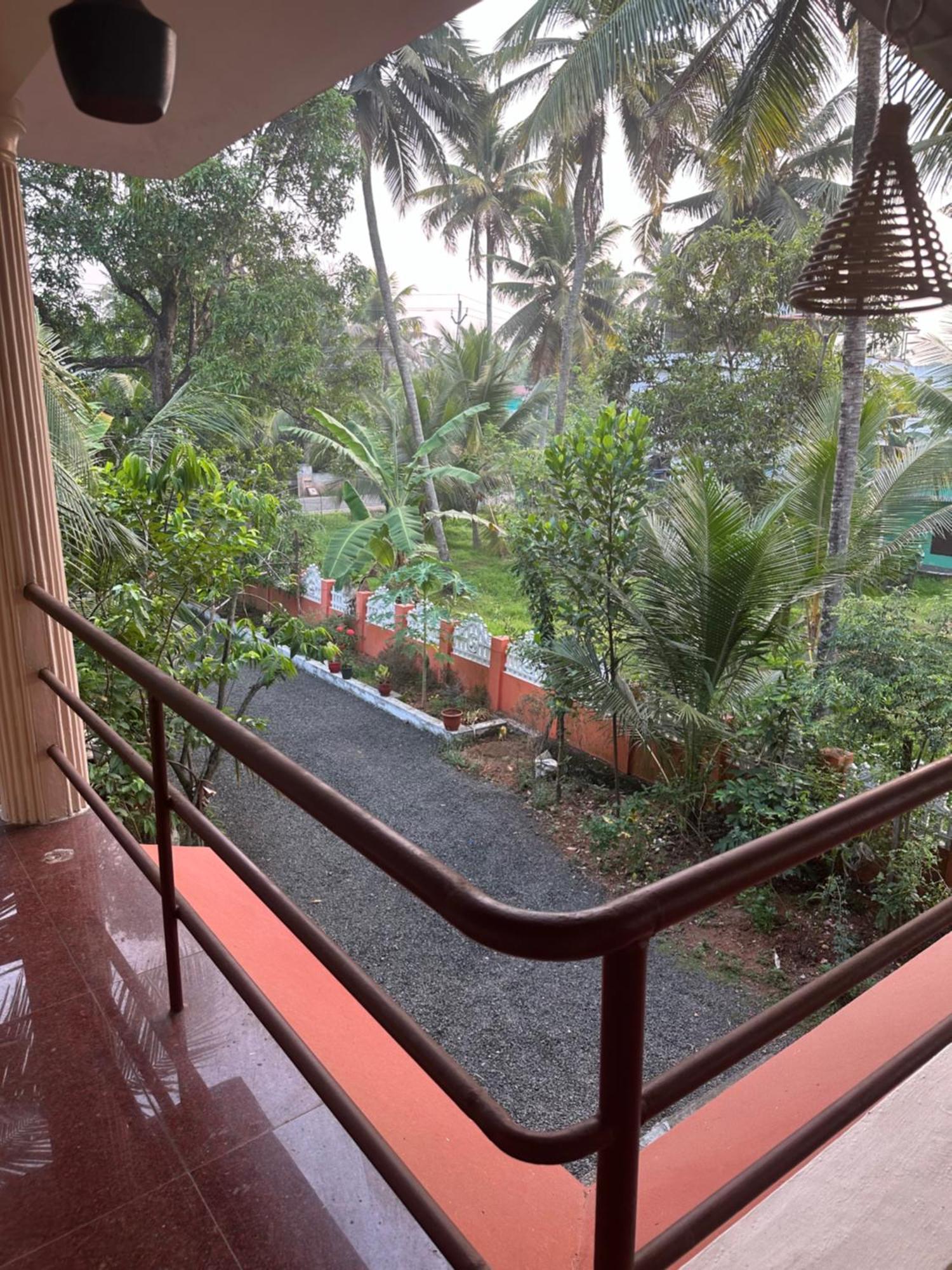 Prabhalayam Apartamento Kottayam Exterior foto